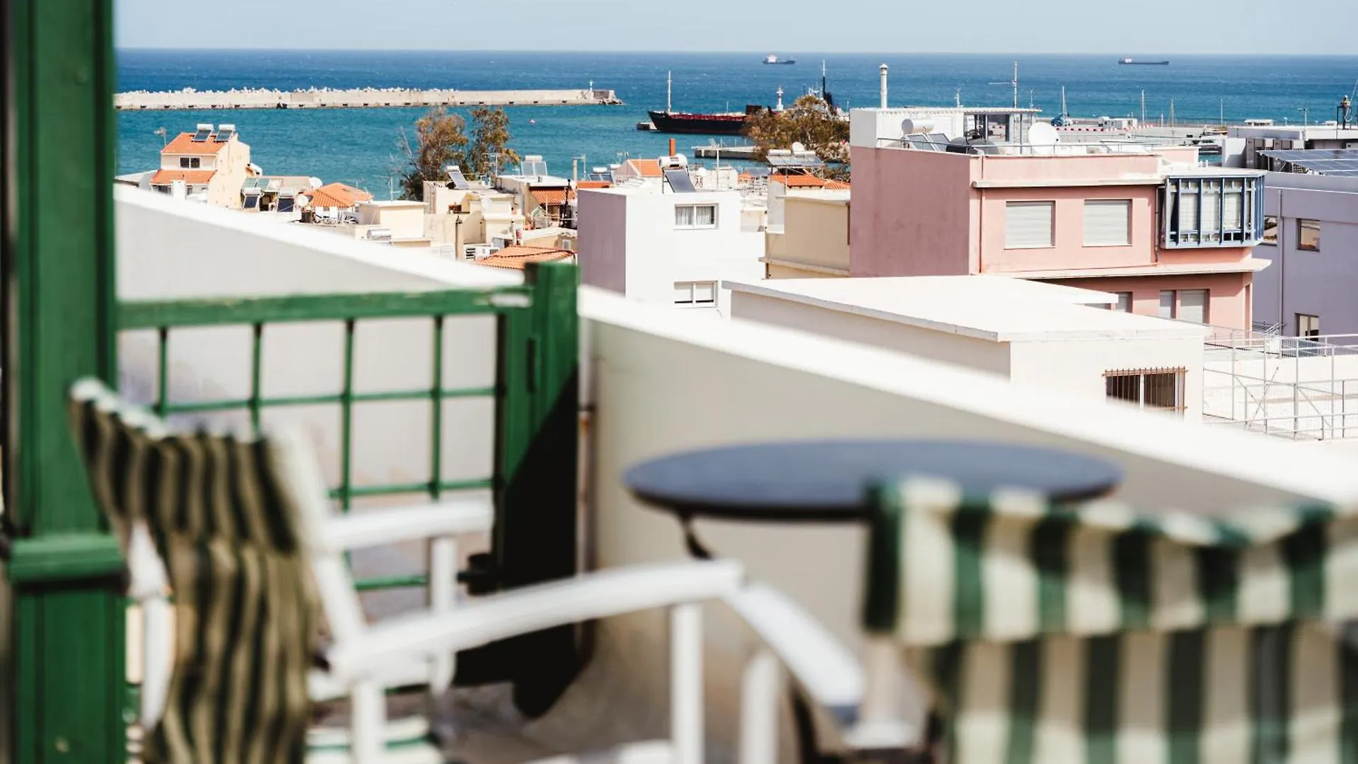 Rooftop 1-Bedroom Apartment Rethymno